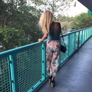 Meet your Posher, Corinne