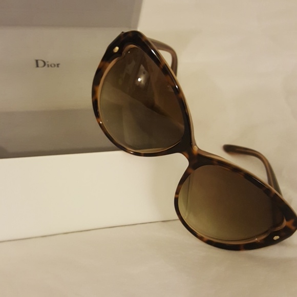 Christian Dior Accessories - TUESDAY SALE!😍Dior Cat Eye Sunglasses😍