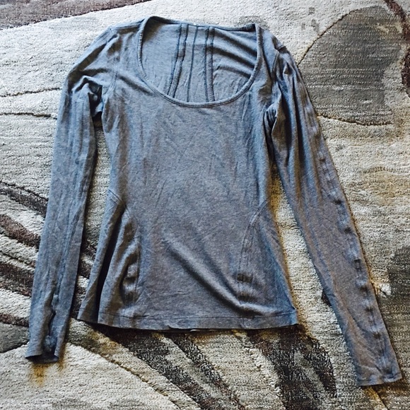 lululemon athletica Tops - ‼️LULULEMON LONG SLEEVE SHIRT‼️
