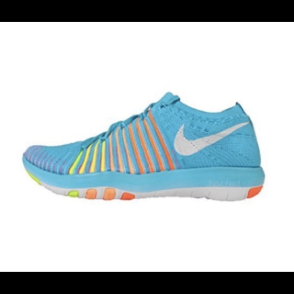 Nike Women Free Transform Flyknit