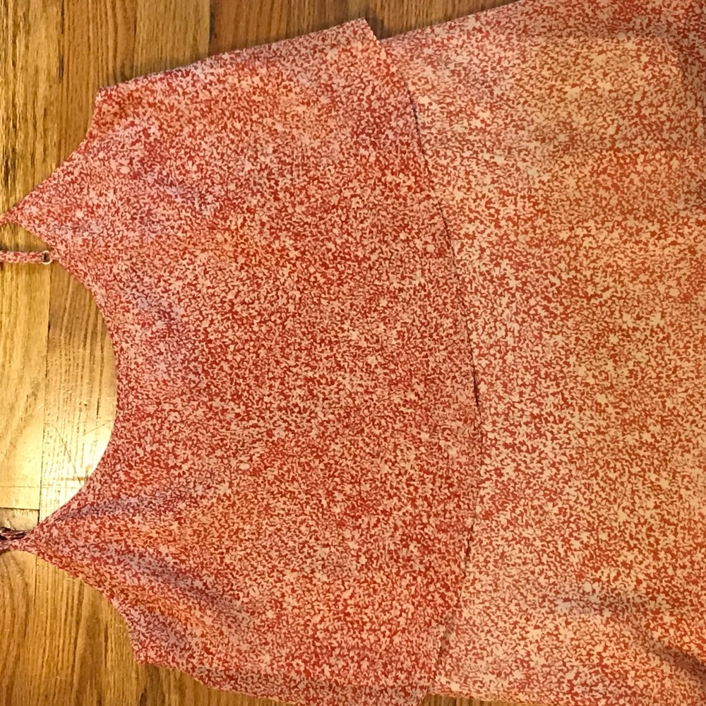 CAbi Flowy Top, Size M