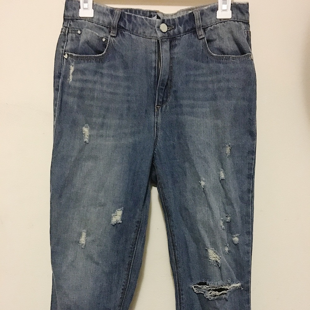 Rip Boyfriend Jeans!