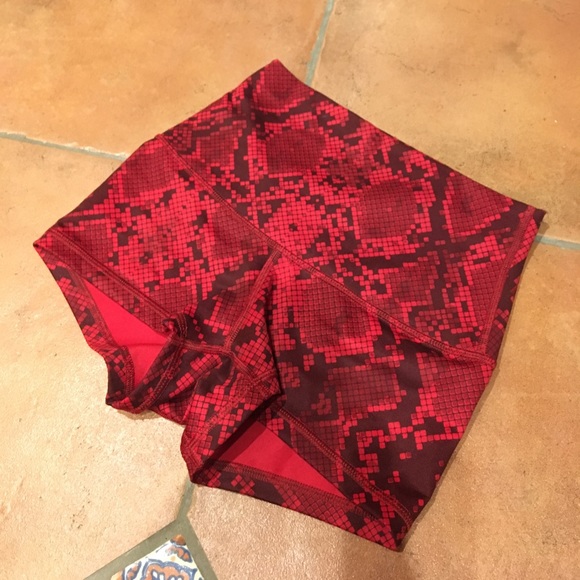 lululemon athletica Pants - Lululemon shorts