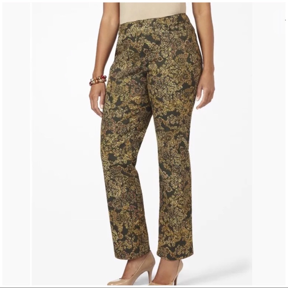 NWT Catherines Tapestry Jeans - Size 24W Petite