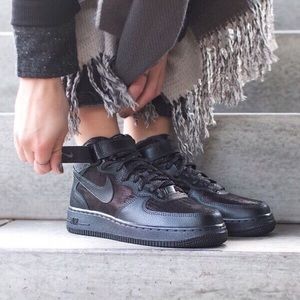 〽️Final Sale😍Nike Air Force One 07' Mid Premium