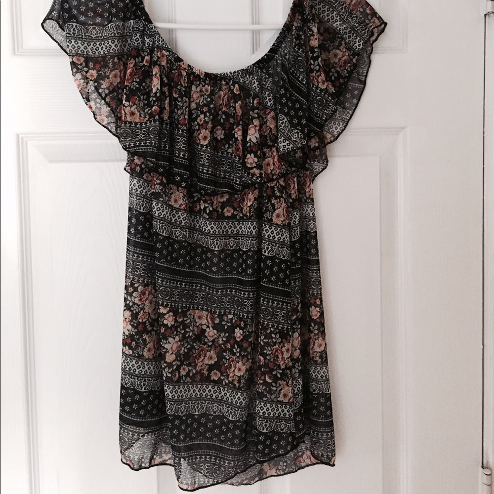 Superlight and sheer shirt