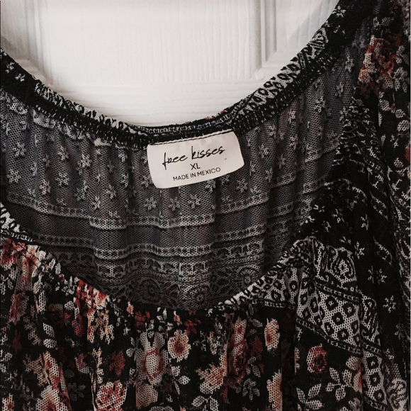 Superlight and sheer shirt - Picture 3 of 4