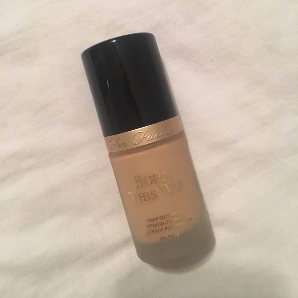 Too Faced Born This Way Foundation