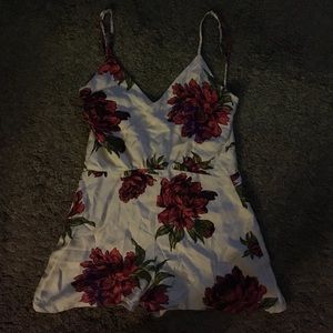 Sarah Seven white floral romper size XS