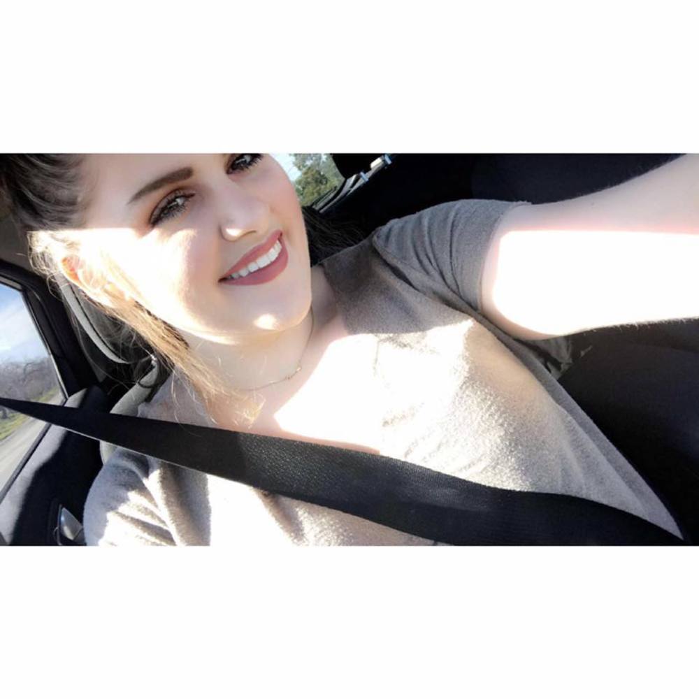 Meet your Posher, Ali