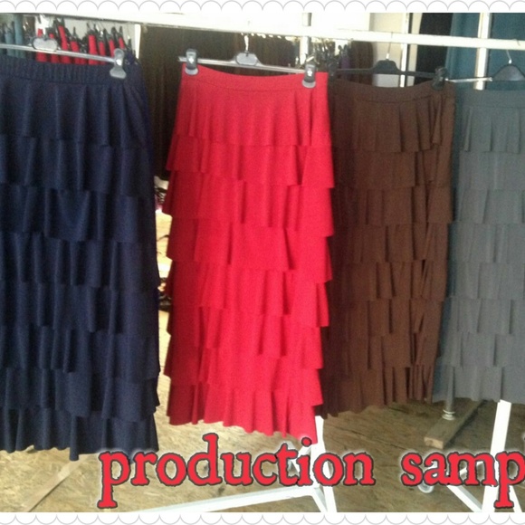 BROWN 8 layer ruffle skirts. 4 sizes! - Picture 5 of 7