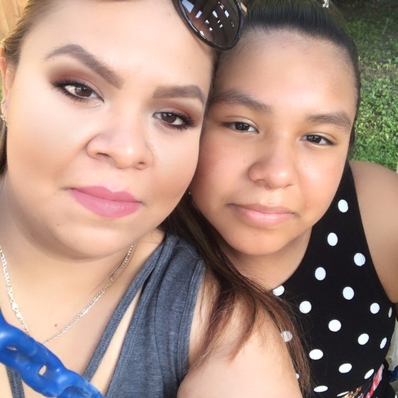 Meet your Posher, Karen - Picture 1 of 1