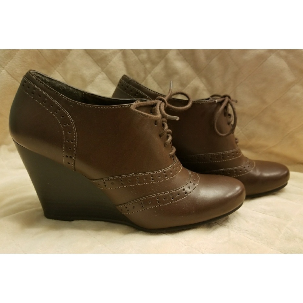 Oxford Wedge