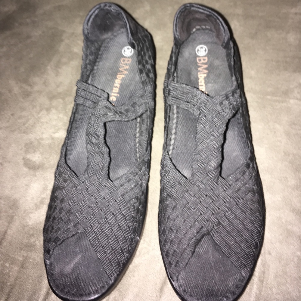 Open toe sandals