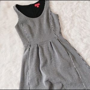 ELLE striped Dress with pockets