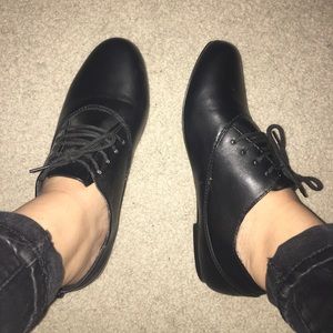Black Leather Oxford Shoes