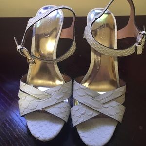 White heel 4" very comfortable!