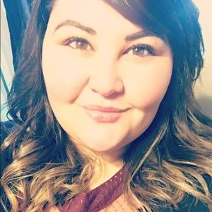 Meet your Posher, Ashleigh