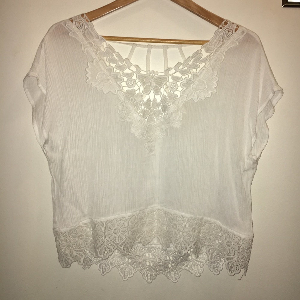 NWOT white lace crop top