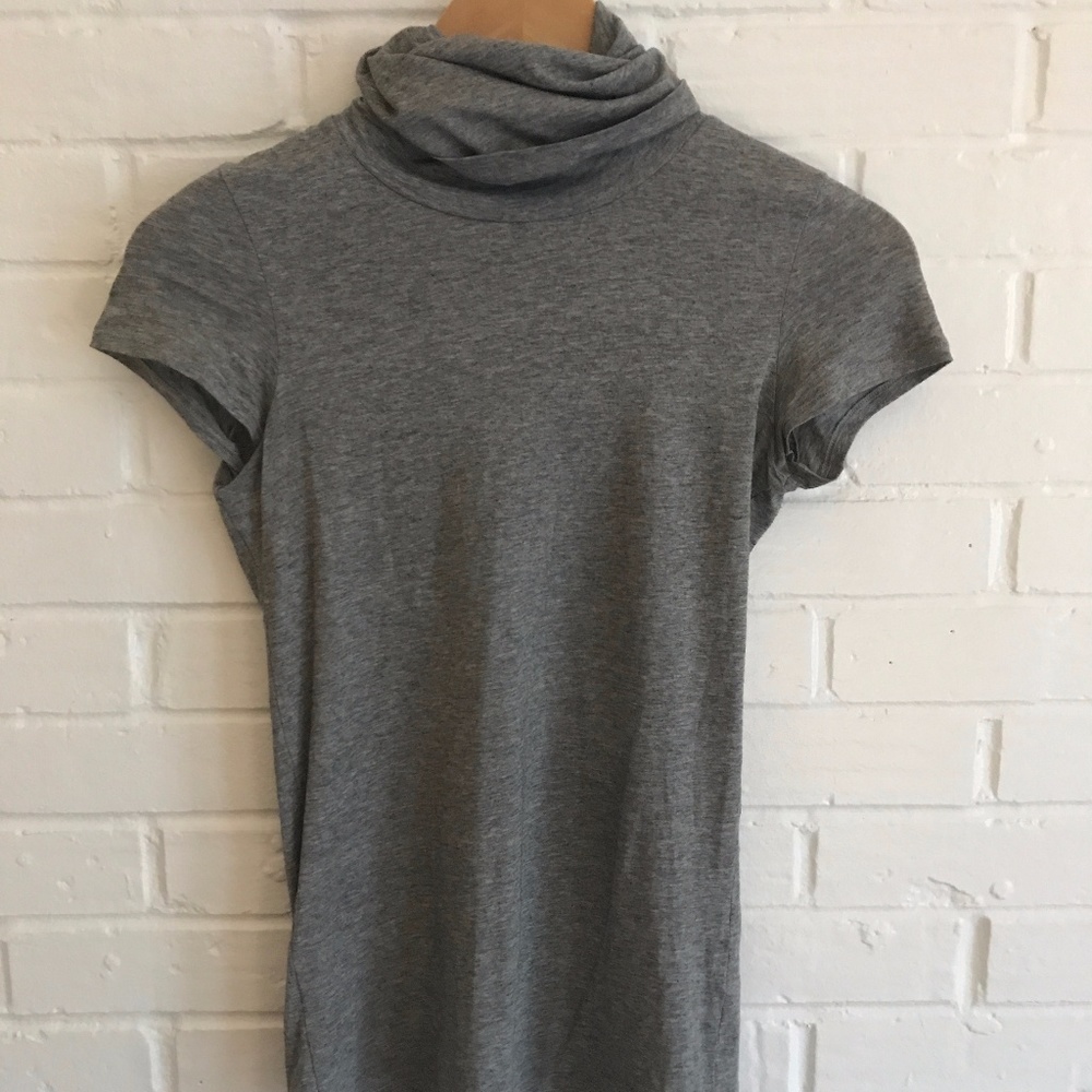 Grey Theory Shortsleeved Turtleneck