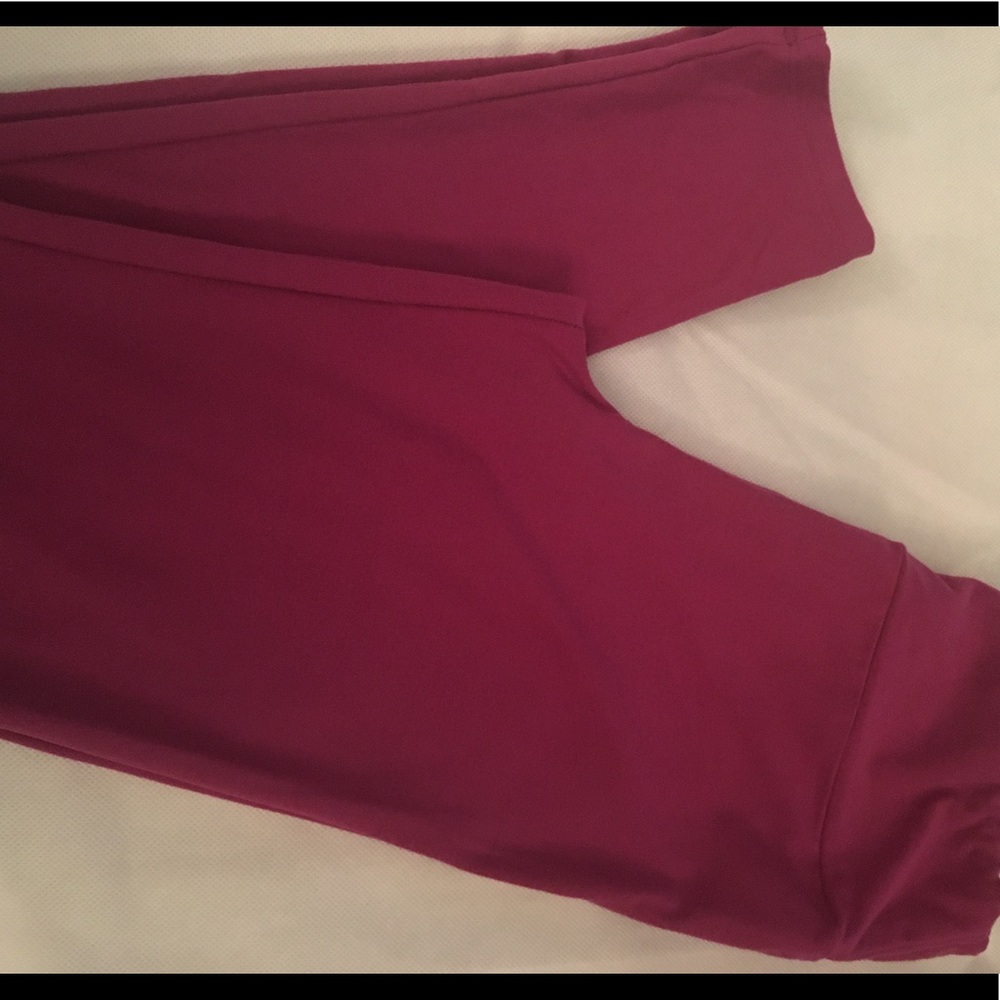 LulaRoe OS solid Leggings