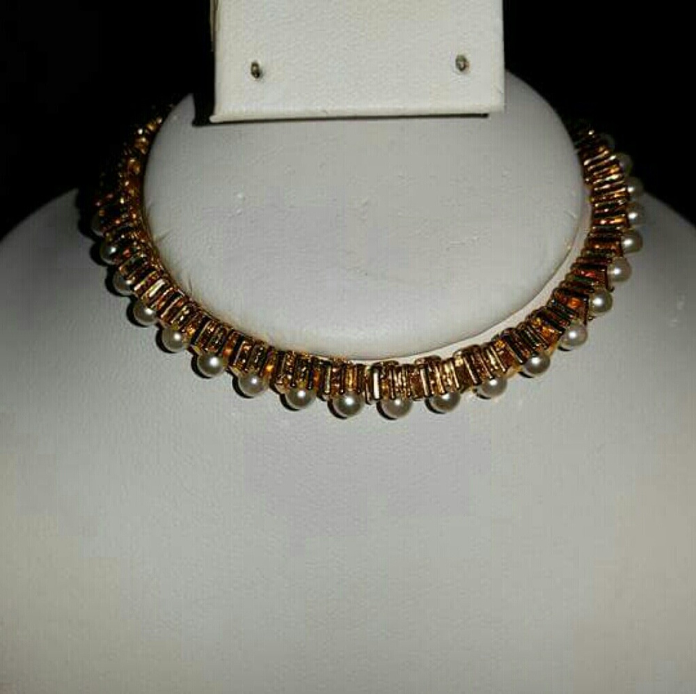 Gold overlay bracelet with dainty pearls