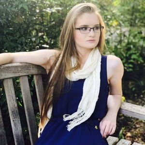 Meet your Posher, Mackenzie