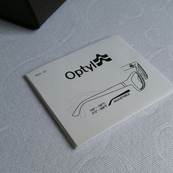 ⭐ Gucci Cat Eye Optyl Frame Sunglasses - Picture 6 of 8