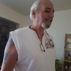 Meet your Posher, Dixie