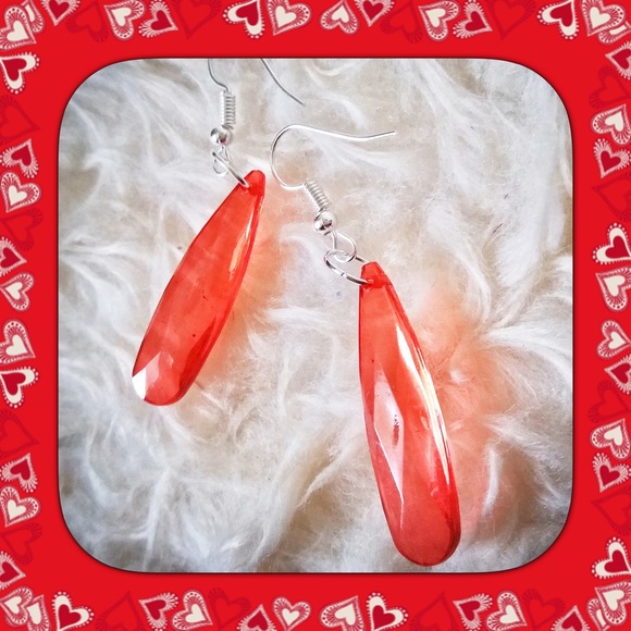 🌹NEW Fashion RED Clear Acrylic Teardrop - Picture 2 of 2