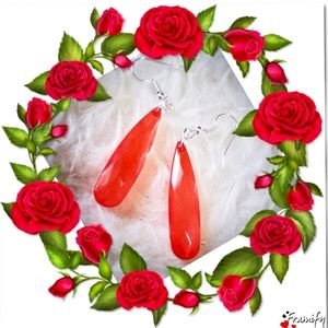 🌹NEW Fashion RED Clear Acrylic Teardrop