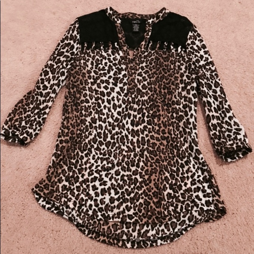 Cheetah print top