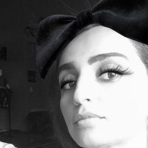 Meet your Posher, Karima