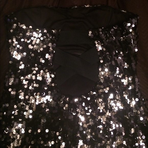 Beautiful sequins dress - Picture 6 of 8