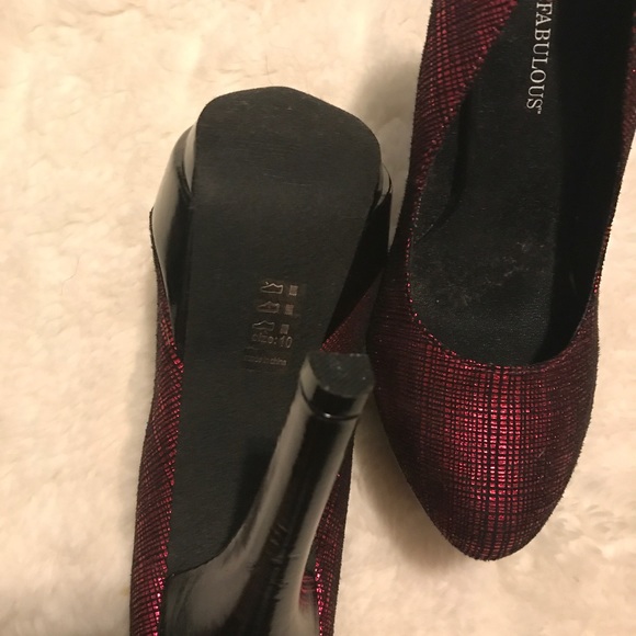 Metallic Pink and Black Heels - Picture 2 of 3