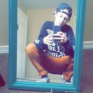 Meet your Posher, Tj