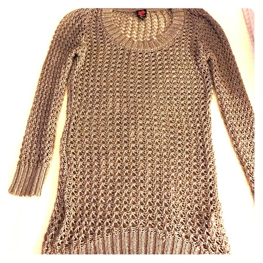 Gorgeous 2B bebe knit sweater