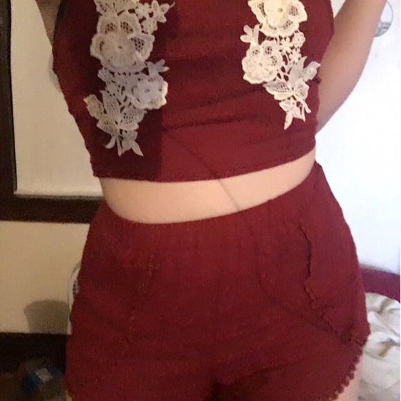 Red two piece - Picture 3 of 4