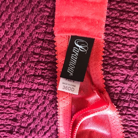 Floral bra - Picture 3 of 3