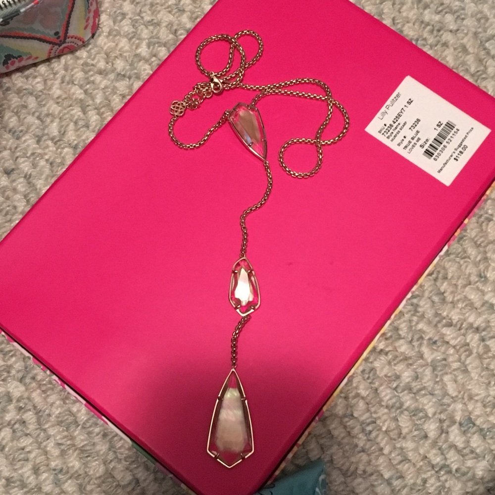 EUC Kendra Scott Charlotte Necklace