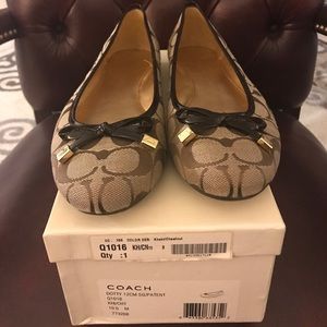 Coach Women's Dotty Shoes Size 10