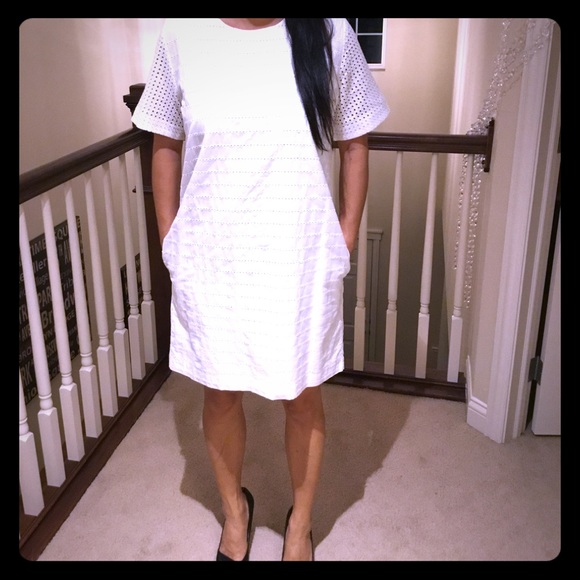 GAP Dresses & Skirts - NWT Gap Eyelet White A- line dress S