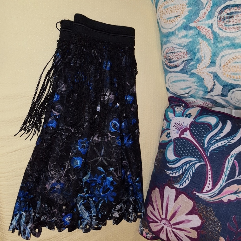Elie Tahari Nicollete Skirt