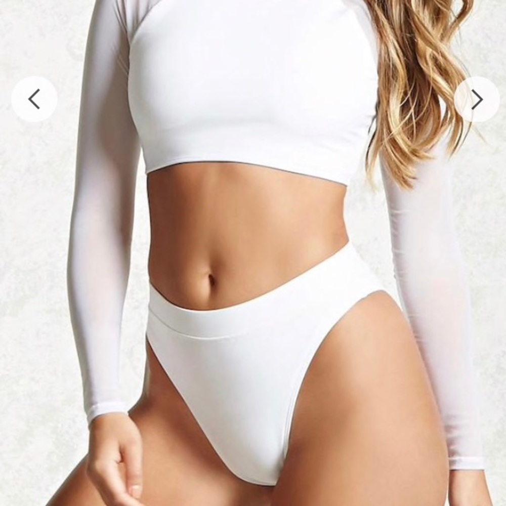 High waisted high leg white bikini bottom. NTW.