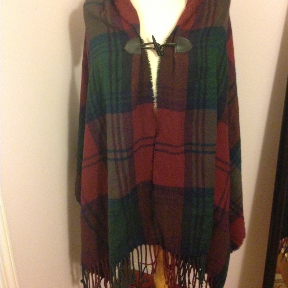 NWOT Hooded, flannel cape/ poncho