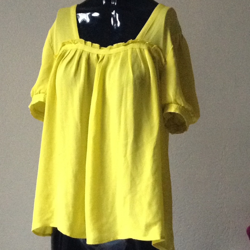 Short sleeve silk blouse