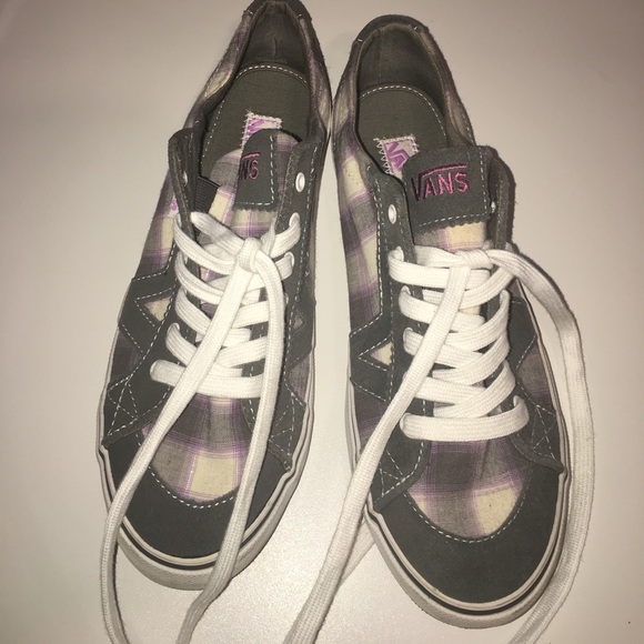 Size 8 grey/purple plaid Vans - Picture 1 of 4
