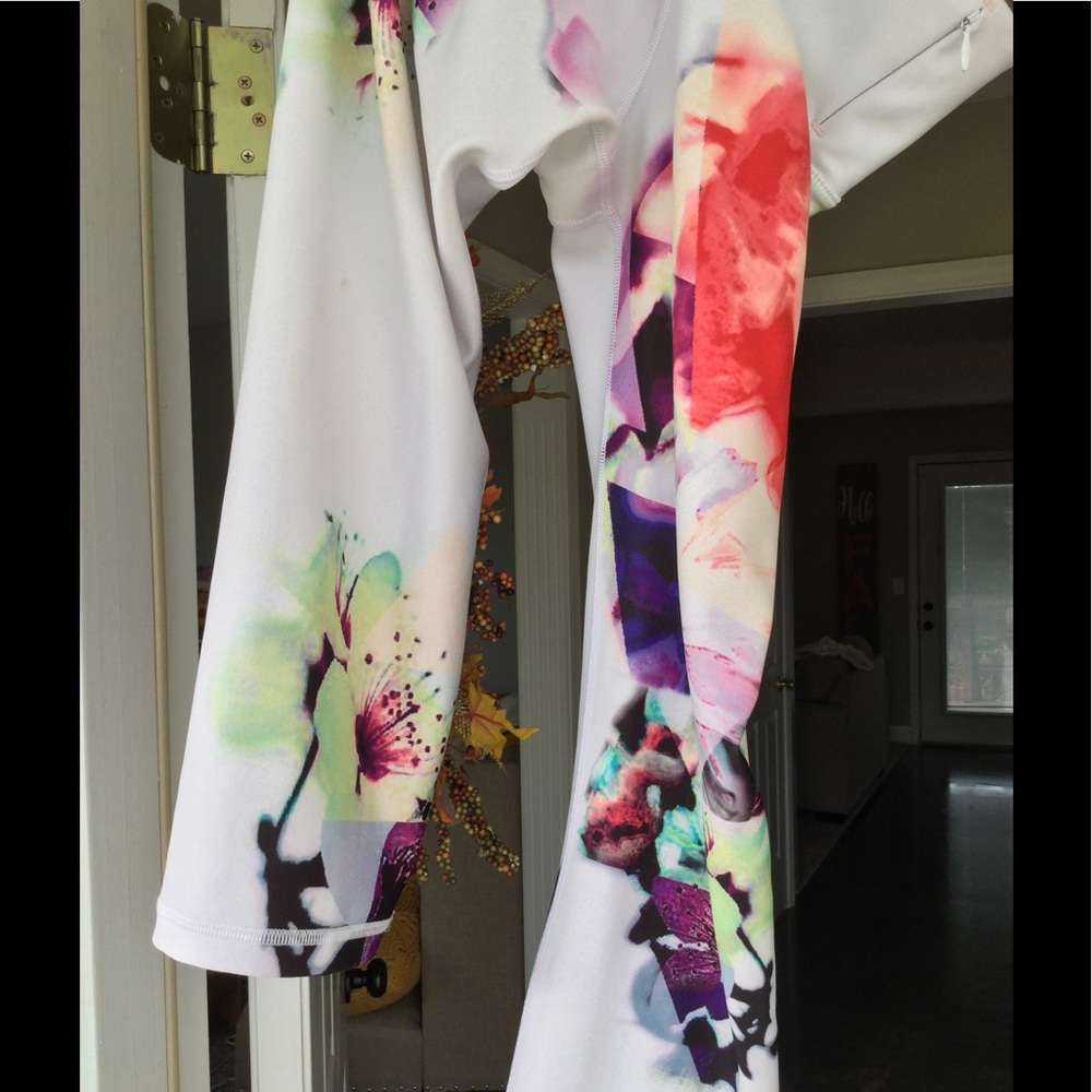 Calia by Carrie Underwood Yoga Pants Floral