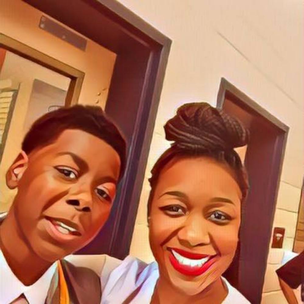 Meet your Posher, Latonya