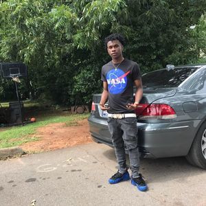 Meet your Posher, Malik